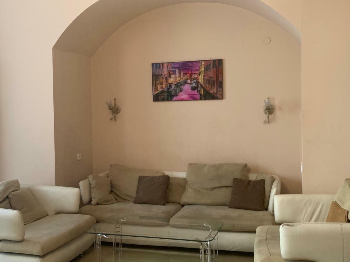Appartement House à Tbilissi Extérieur photo